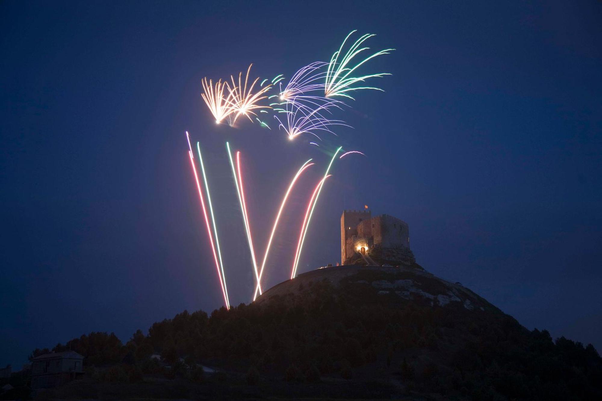 Residencia Real Del Castillo De Curiel Curiel de Duero Dış mekan fotoğraf